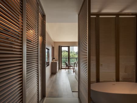 Younch Hotel